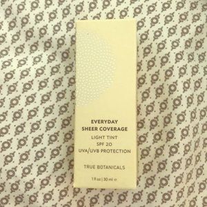 True Botanicals Everyday Sheer Coverage